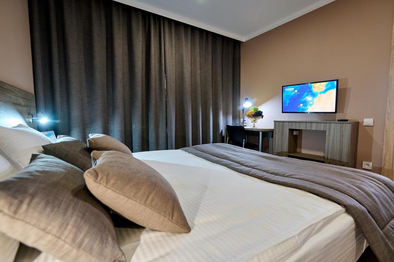 Victoria Hotel Uralsk Luaran gambar