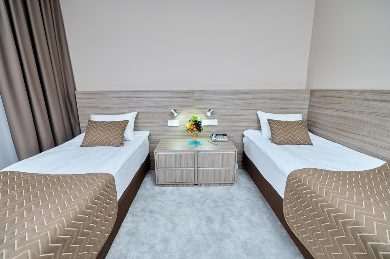 Victoria Hotel Uralsk Luaran gambar