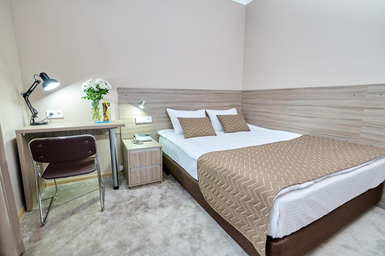 Victoria Hotel Uralsk Luaran gambar