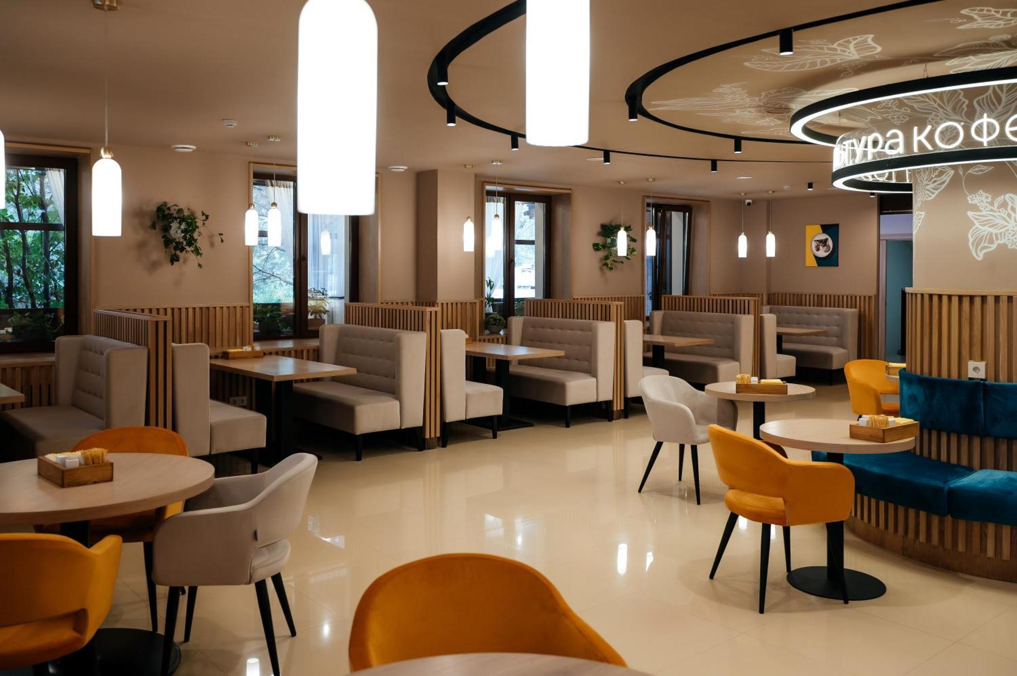 Victoria Hotel Uralsk Luaran gambar
